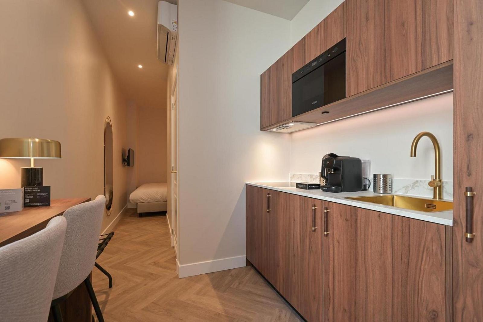 Novallure Downtown - Short Stay Apartments Den Haag Kamer foto