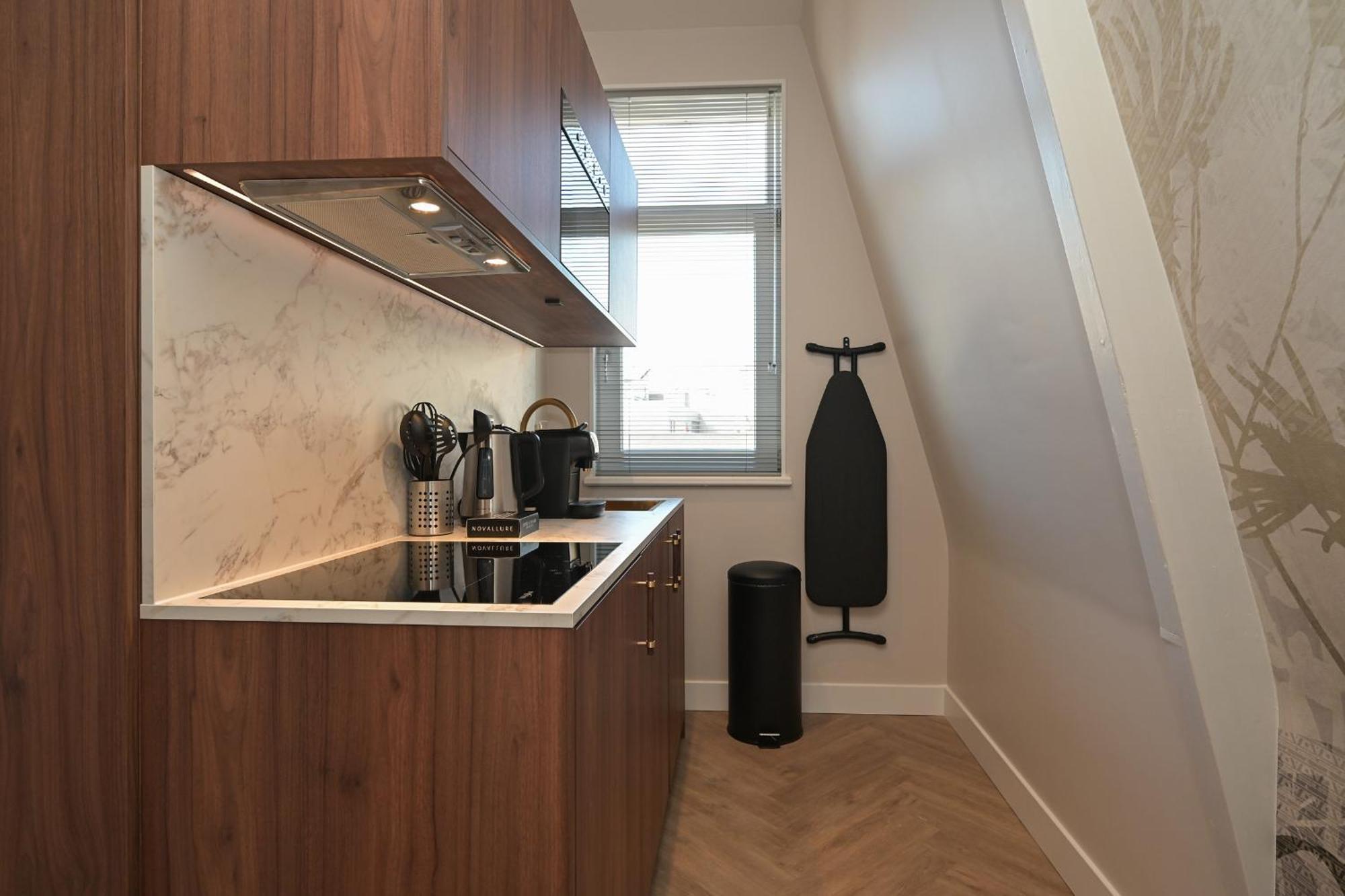 Novallure Downtown - Short Stay Apartments Den Haag Buitenkant foto